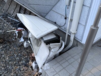 帯広市　H様邸　エアコン、手すり、床タイル工事